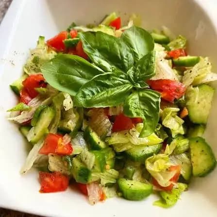 Baladi Salad